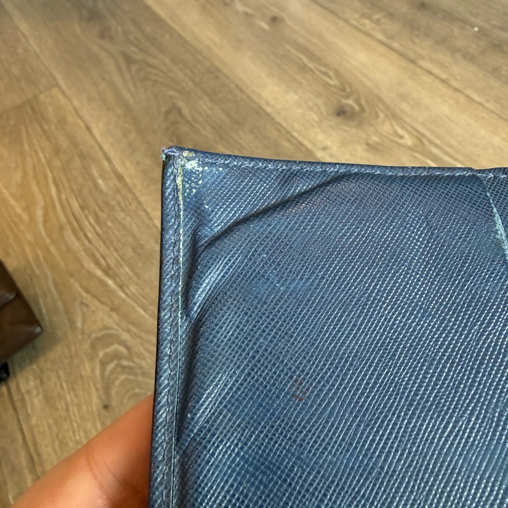Vintage Prada Blue Leather Wallet - Picture 10 of 16